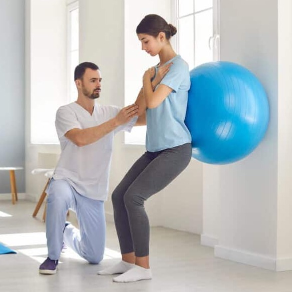 Research and development of an integrated AI-IoT solution for the personalization of physical therapy and kinesitherapy